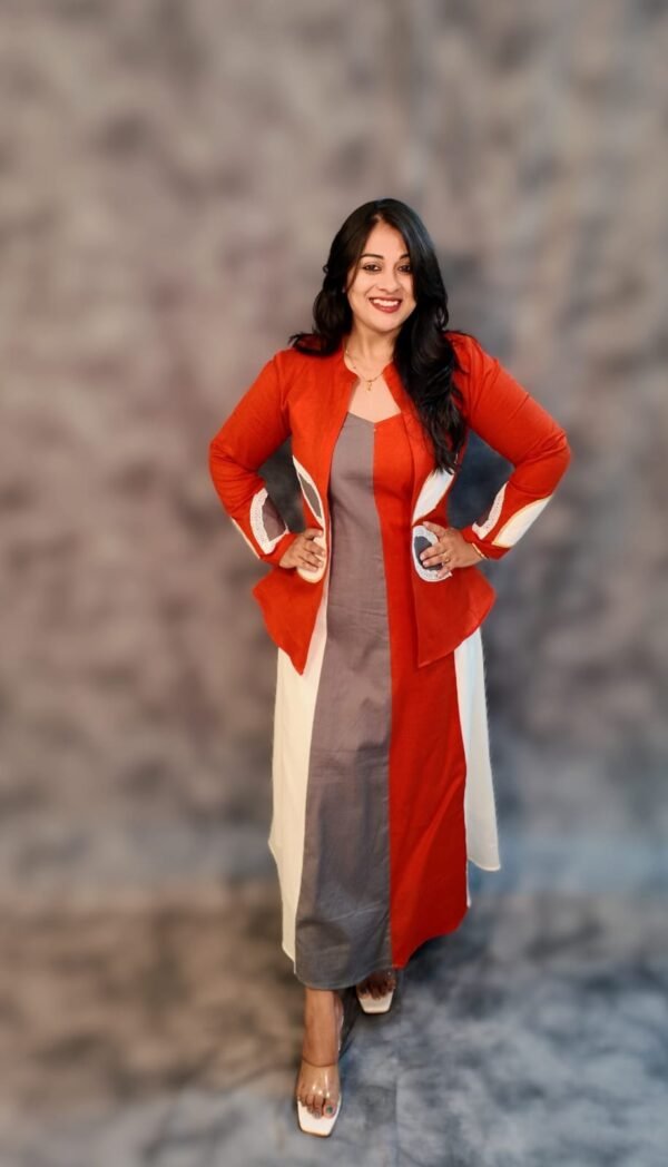 Breezy Elegance Meets Bold Style - Image 2