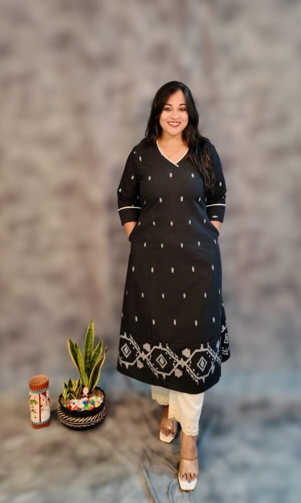 Noor-e-Jamdani Woven Grace Kurti Set - Image 3
