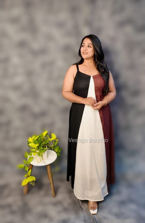 TriHue Grace – Cotton Dress with Overlay - Image 3